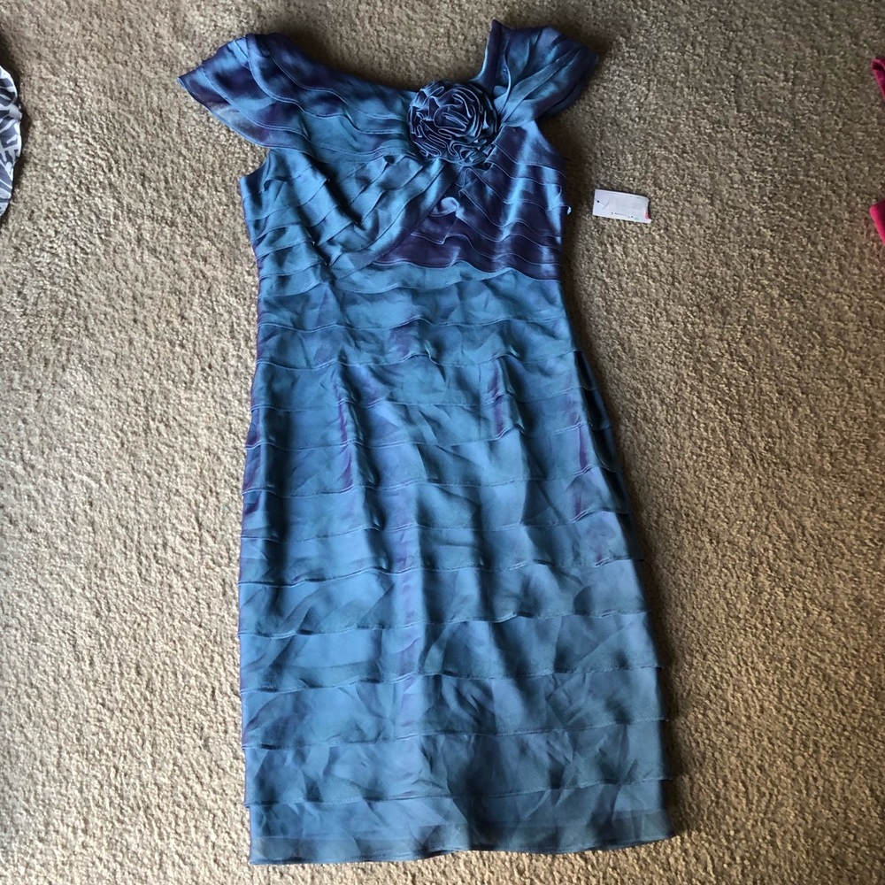 Women’s dress